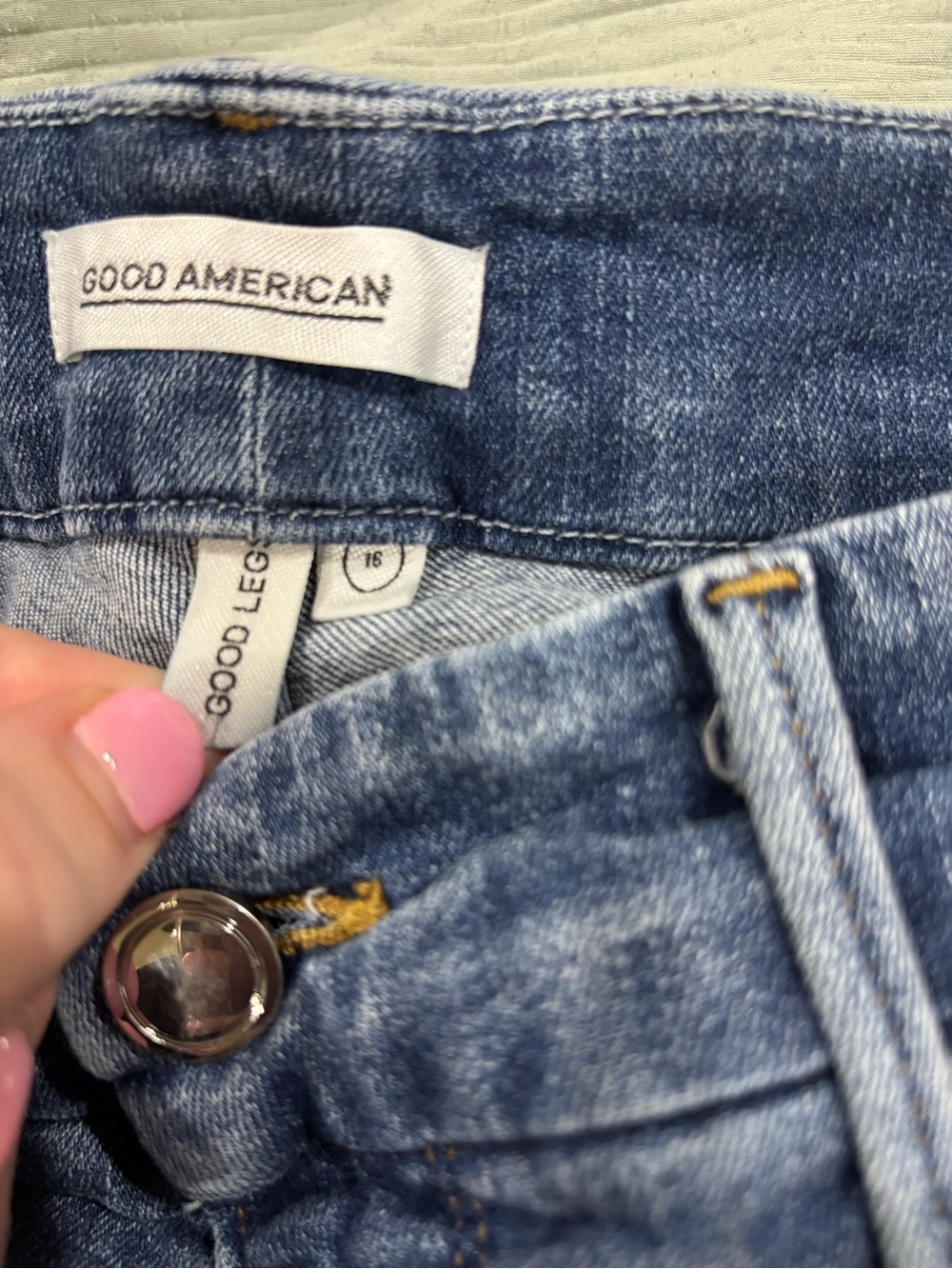 Good American Women’s Mid Blue Skinny Jeans - Picture 4 of 5